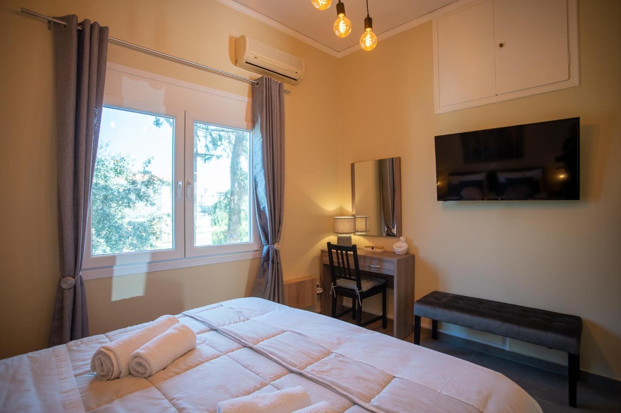 Two Bedroom Apartment, Mytilene Lesvos 外观 照片