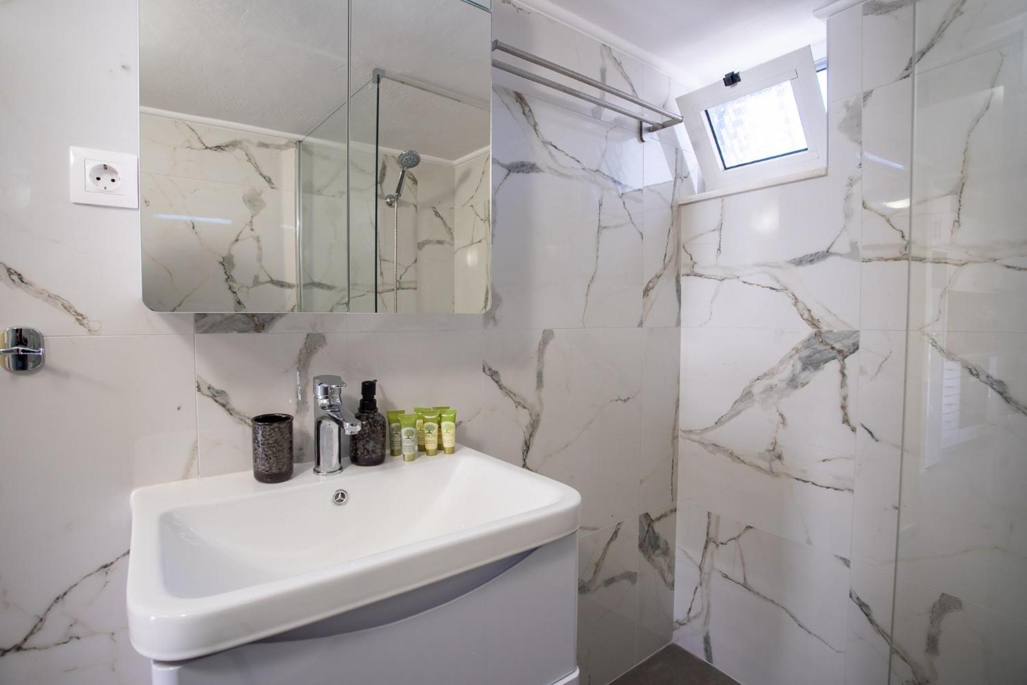 Two Bedroom Apartment, Mytilene Lesvos 外观 照片
